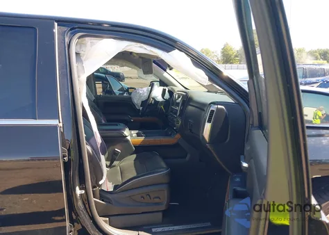 2017 Chevrolet Silverado 1500 High Country z USA, uszkodzony, nr VIN 3GCPCTEJ1HG425517